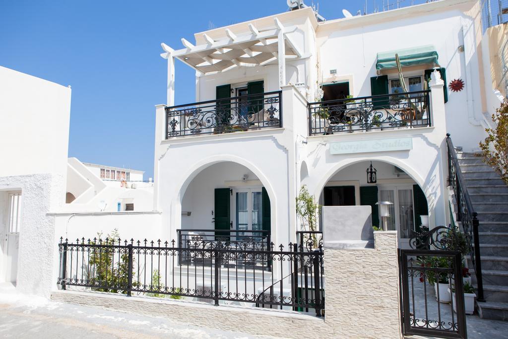 Georgia Pelekanou Studios Fira  Exterior photo